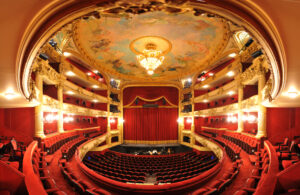 Lire la suite à propos de l’article Une immersion à l’Opéra Royal de Liège