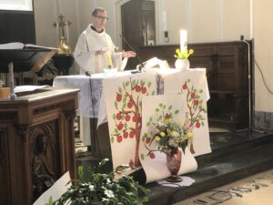 Lire la suite à propos de l’article Célébration de Pâques